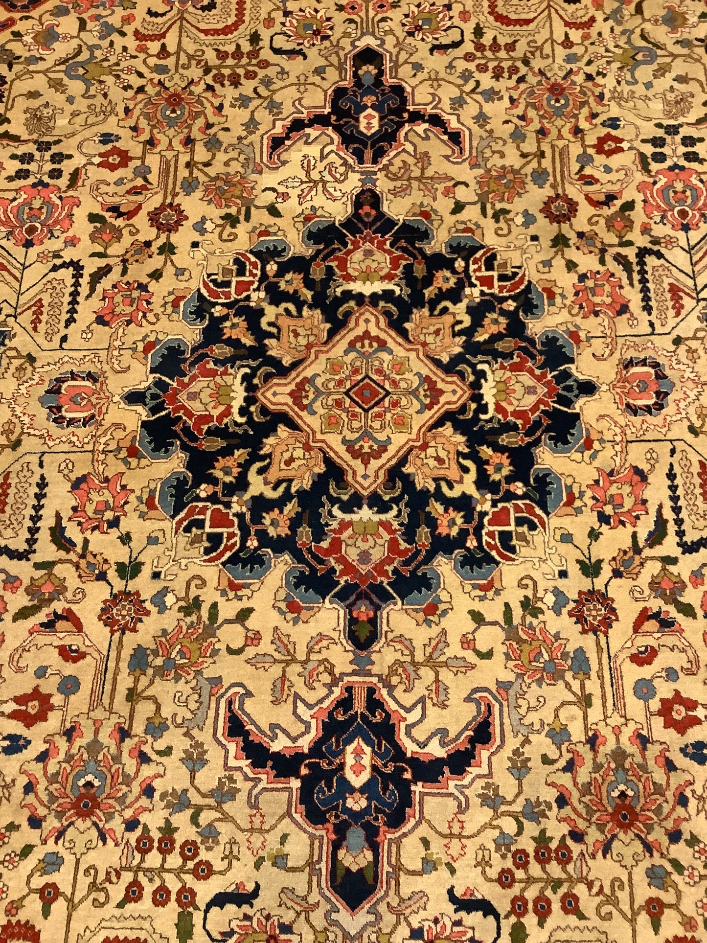 TABRIZ ANTIQUE HERIZ