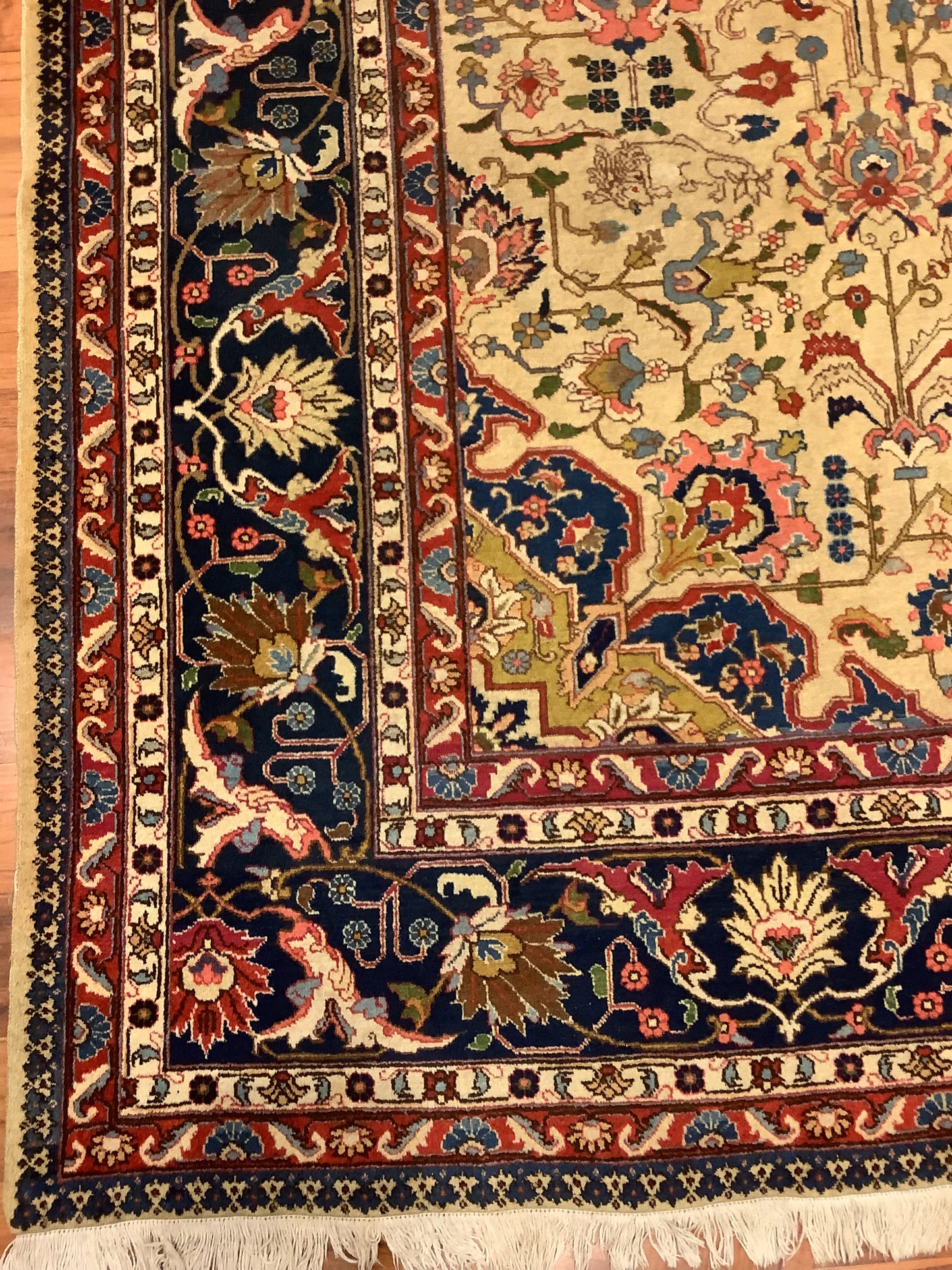 TABRIZ ANTIQUE HERIZ