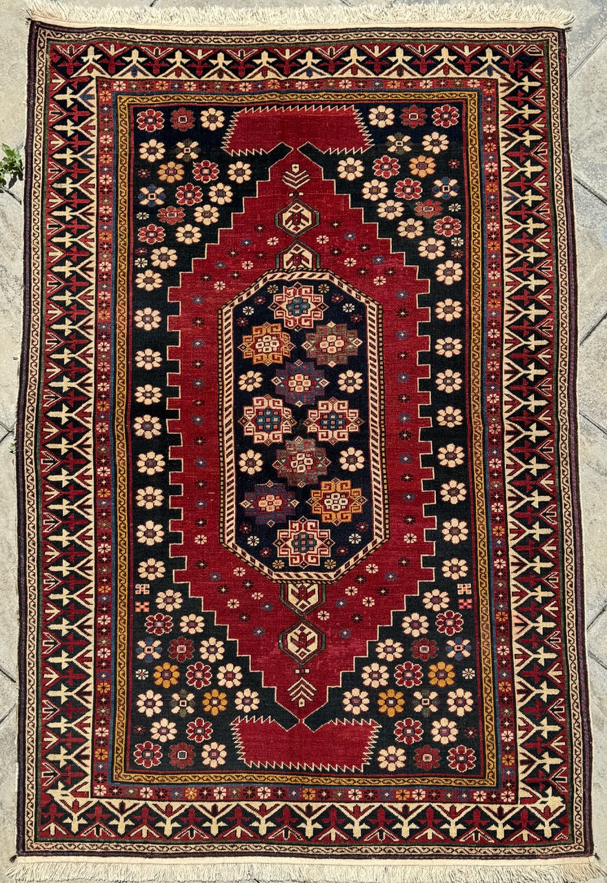 BAKU ANTIQUE CAUCASIAN