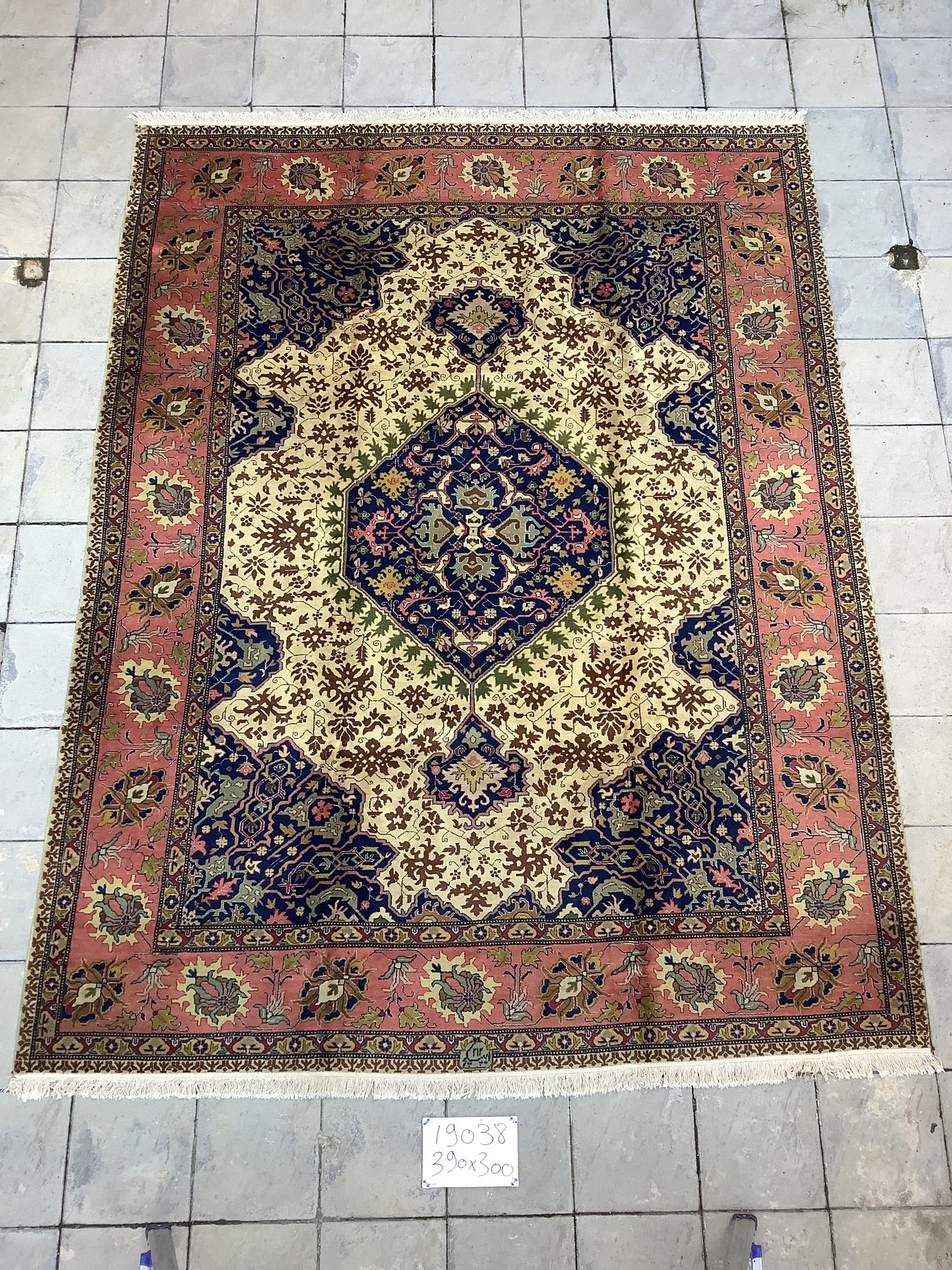 PAIR ANTIQUE TABRIZ HERIZ