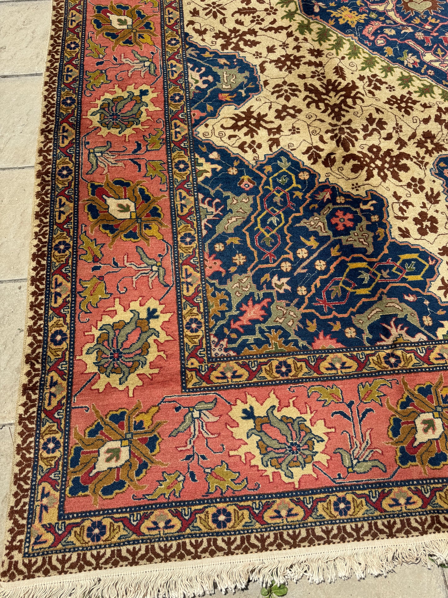 PAIR ANTIQUE TABRIZ HERIZ