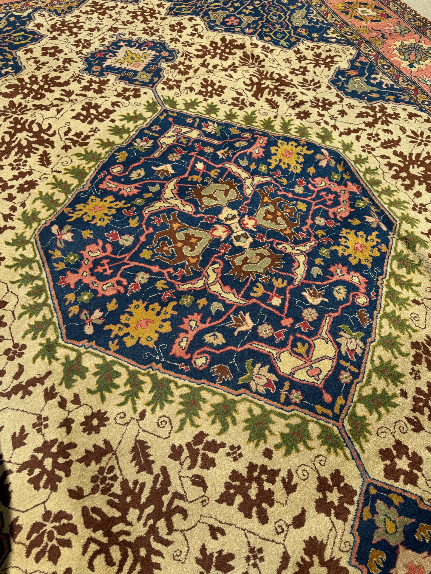 PAIR ANTIQUE TABRIZ HERIZ