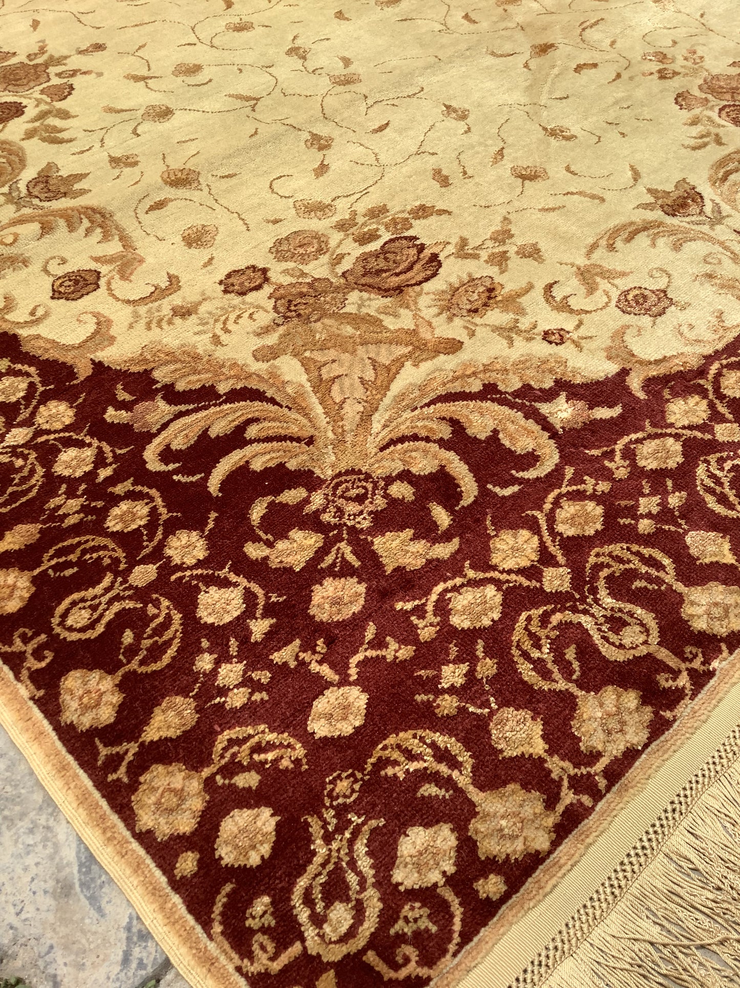 Pastel Ushak With Silk