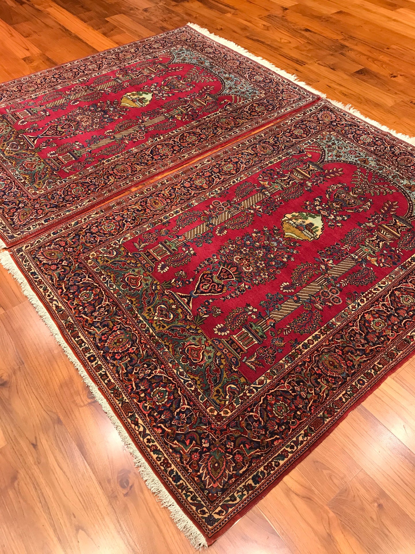 ANTIQUE KASHAN PAIR