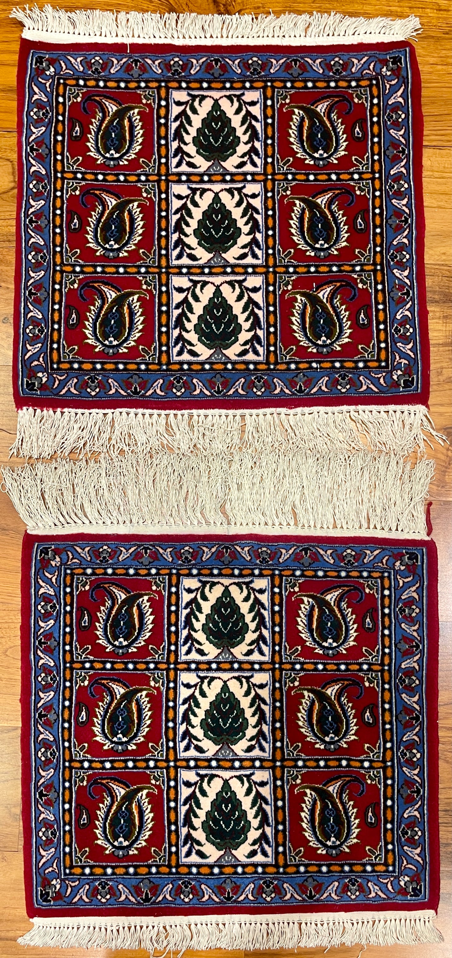 Isfahan Poshti Pair