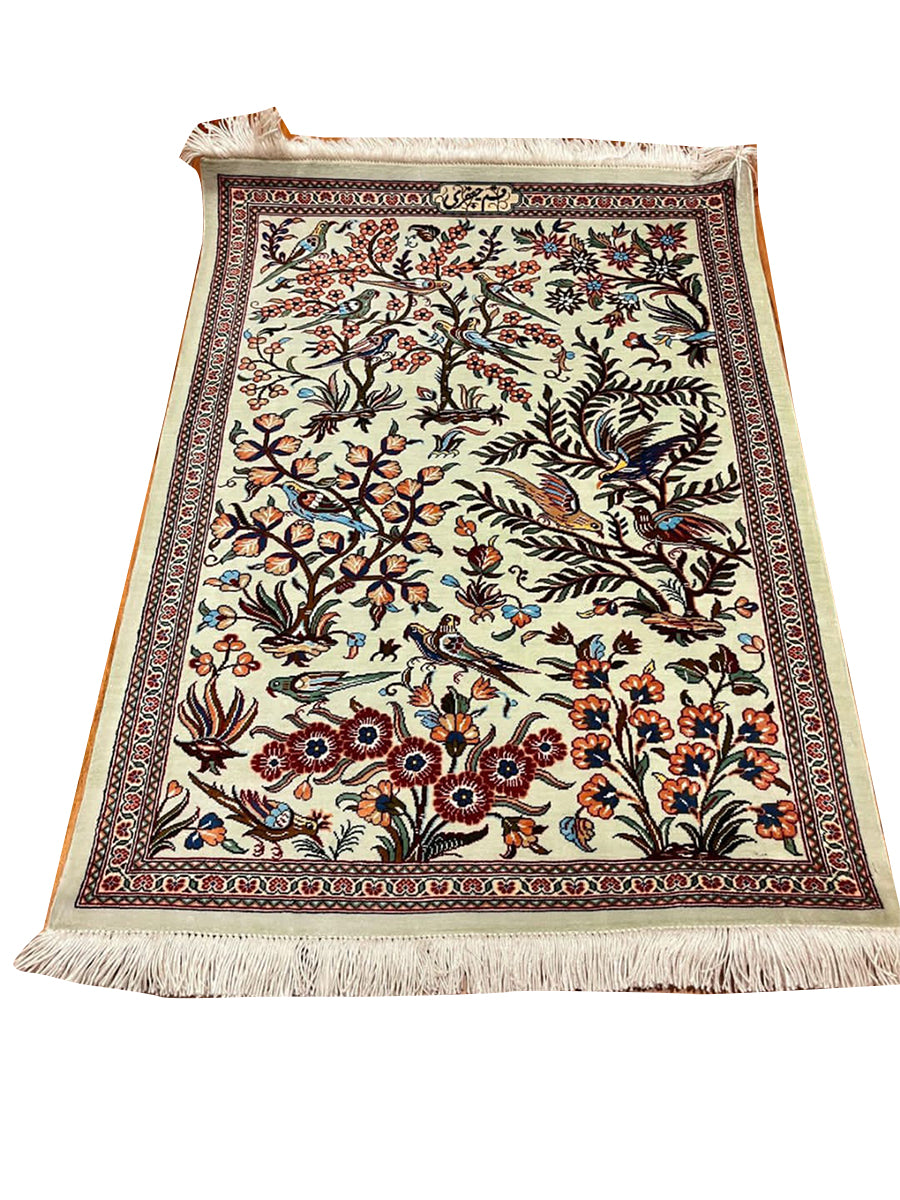 Mini Qom Silk