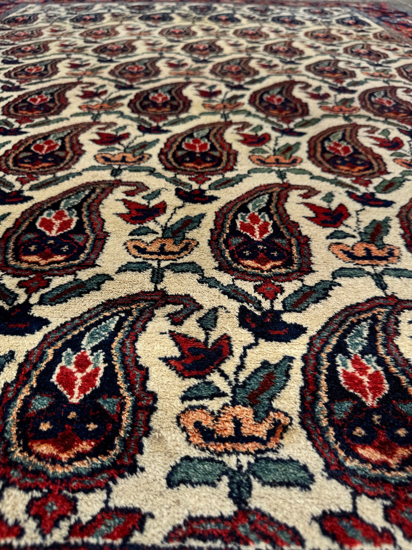 AFSHAR ANTIQUE BOTEH
