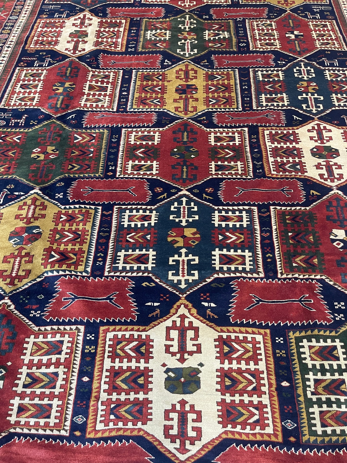 Large Vintage Kuba