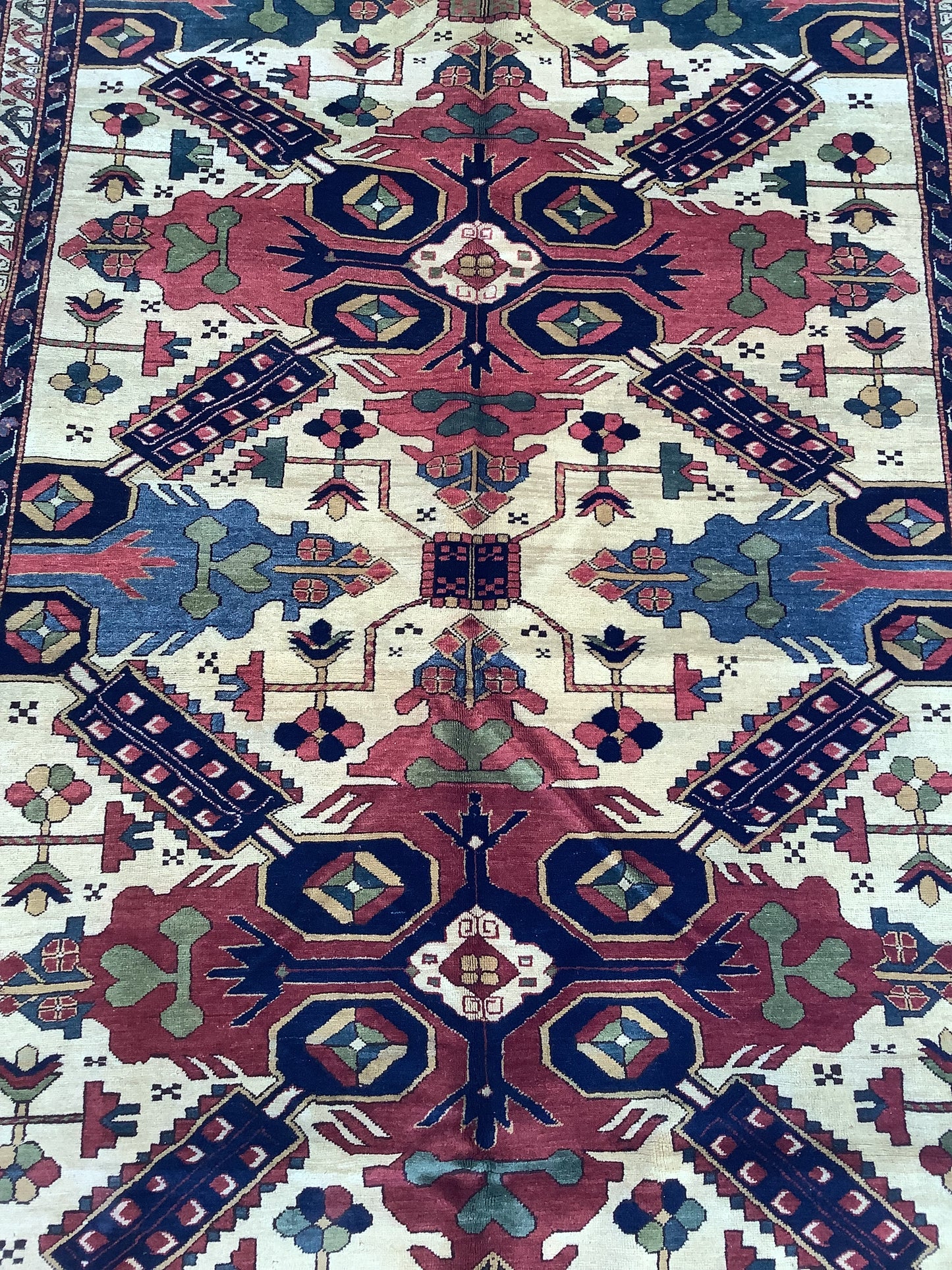Vintage Ivory Zeykhour