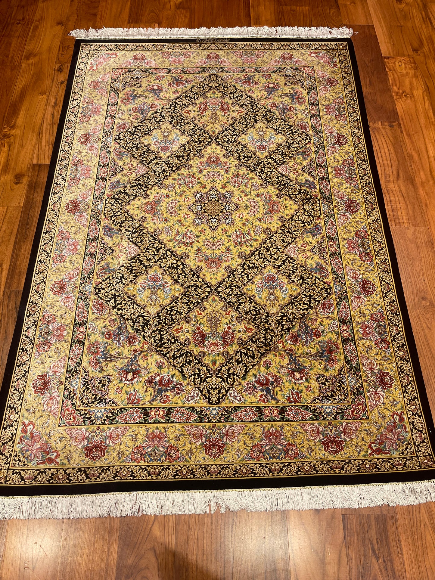 Fani Qom Silk