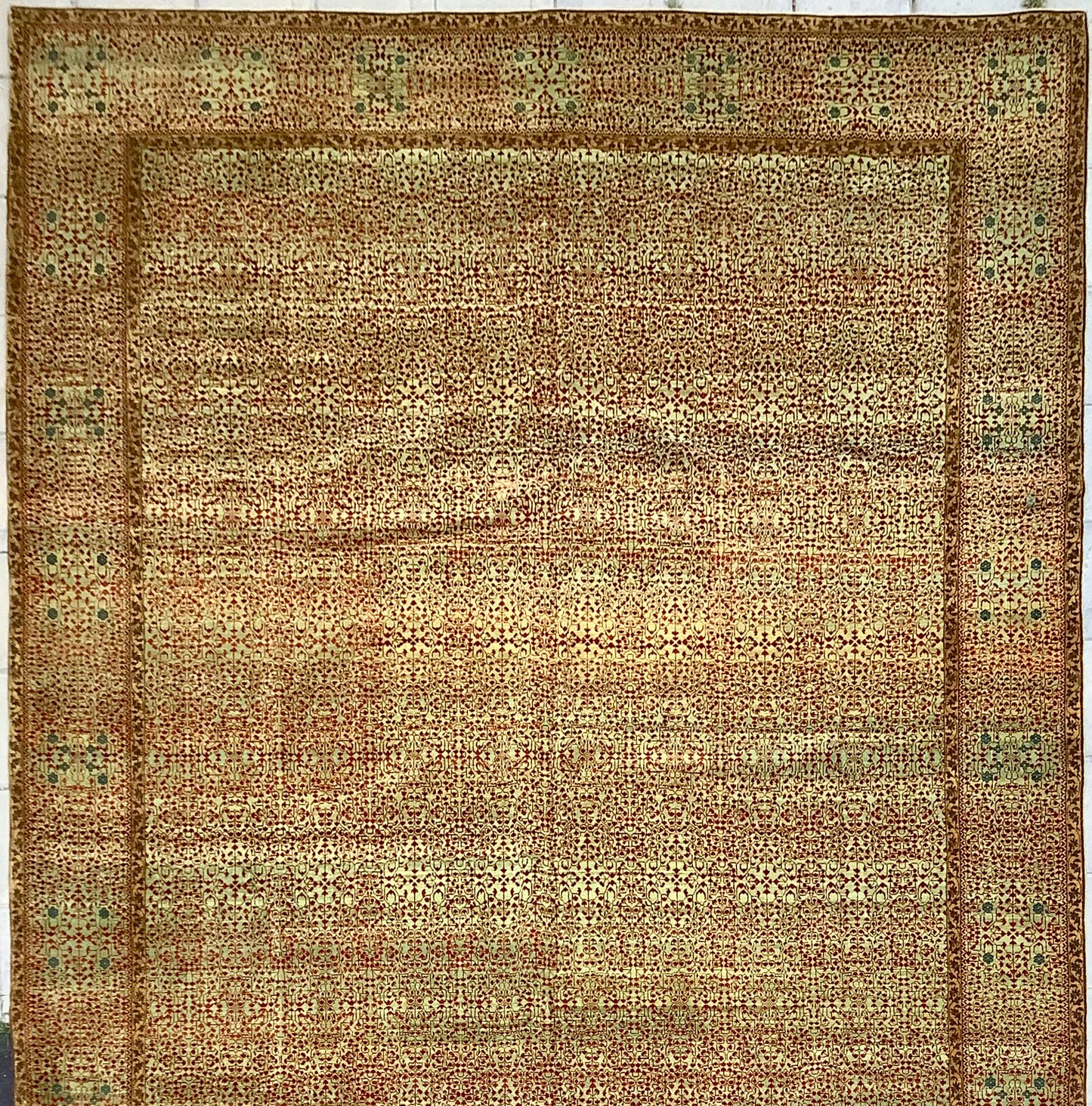 Fine Mamluk All Over Giant