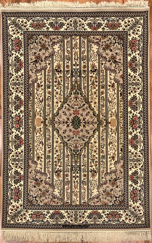 EMADI ESFAHAN