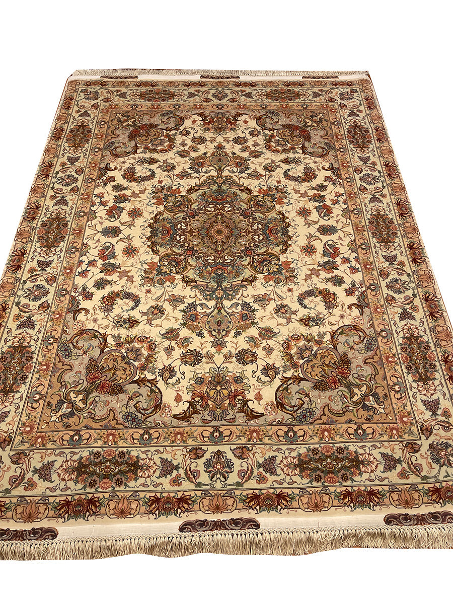 NOVINFAR ON SILK