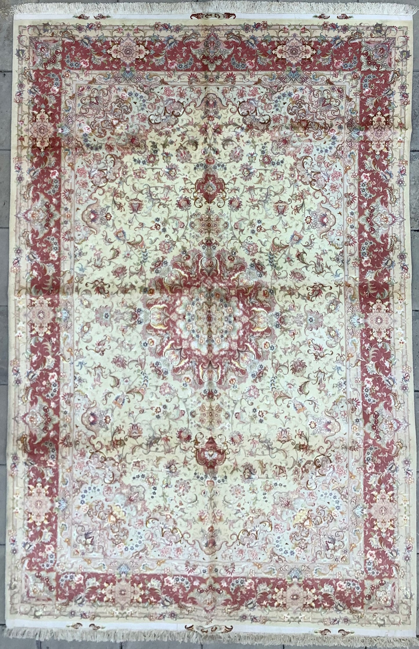 SUPERFINE OLYA ON SILK