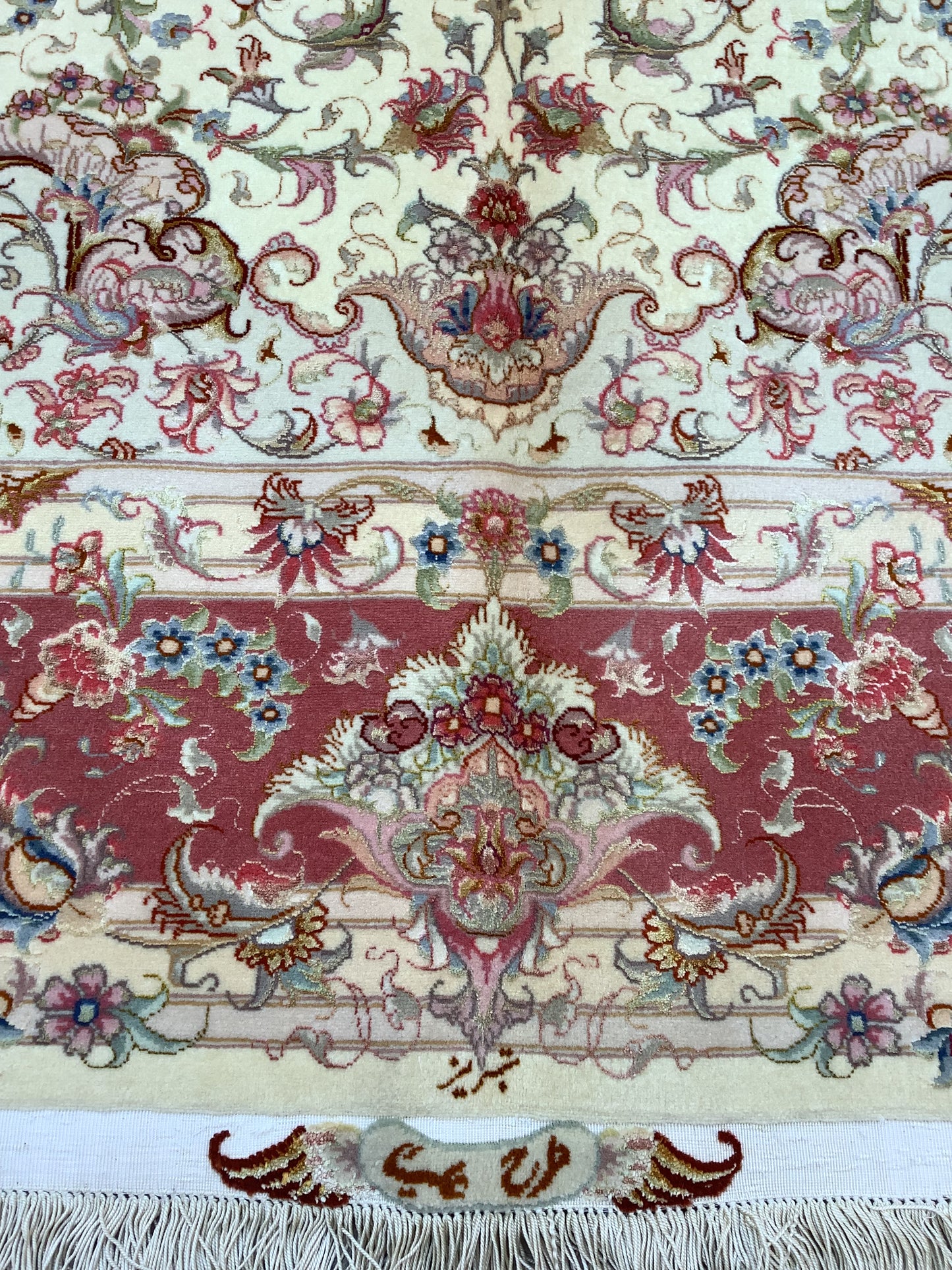 SUPERFINE OLYA ON SILK