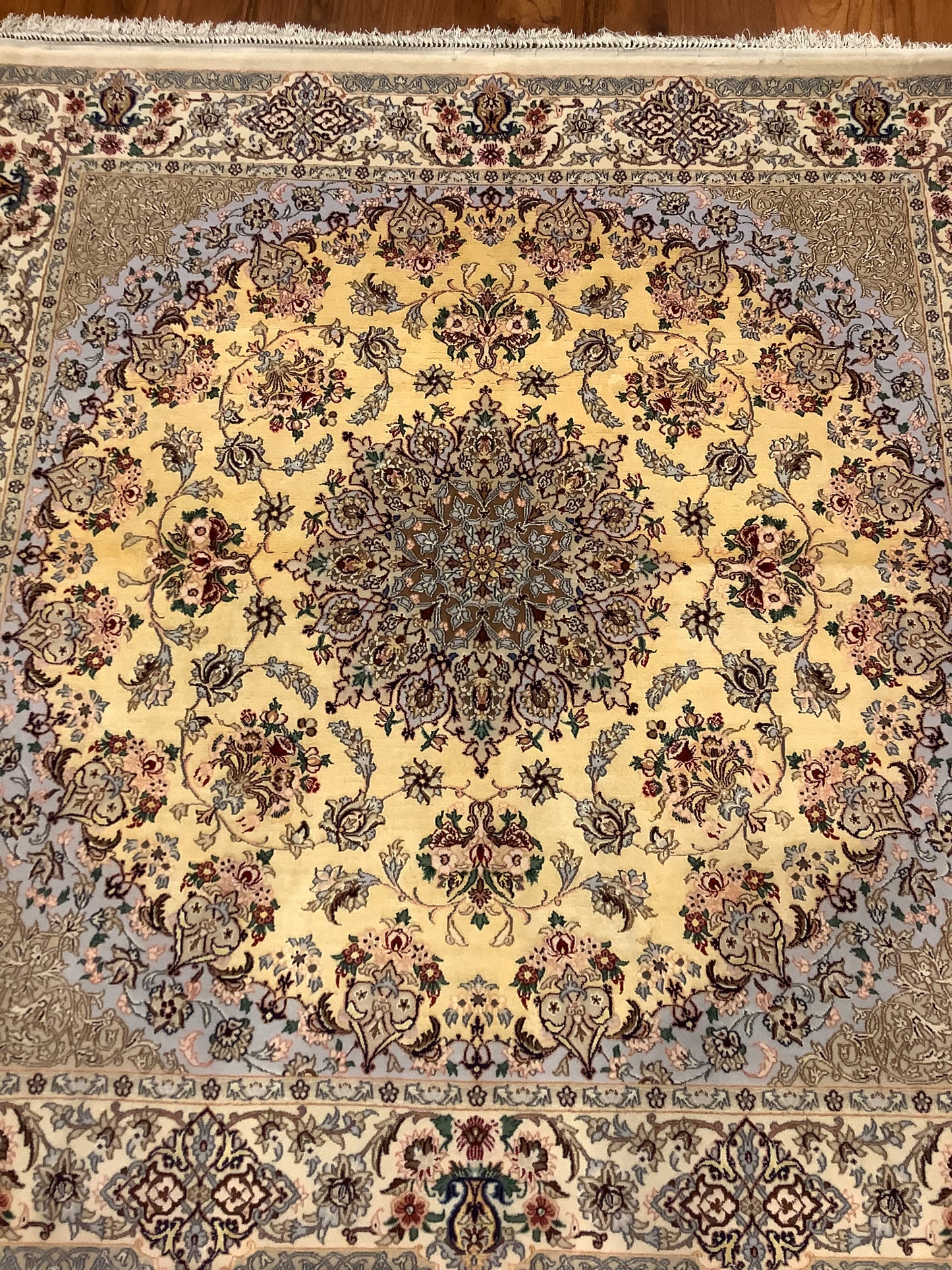 SILK SAFFRON SQUARE ISFAHAN