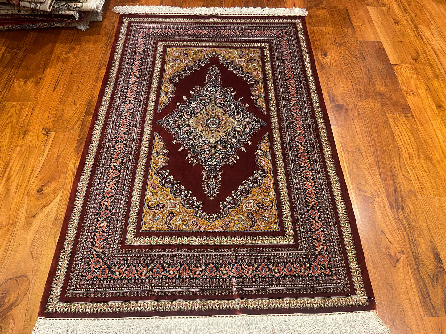 Kashizadeh Qom Silk