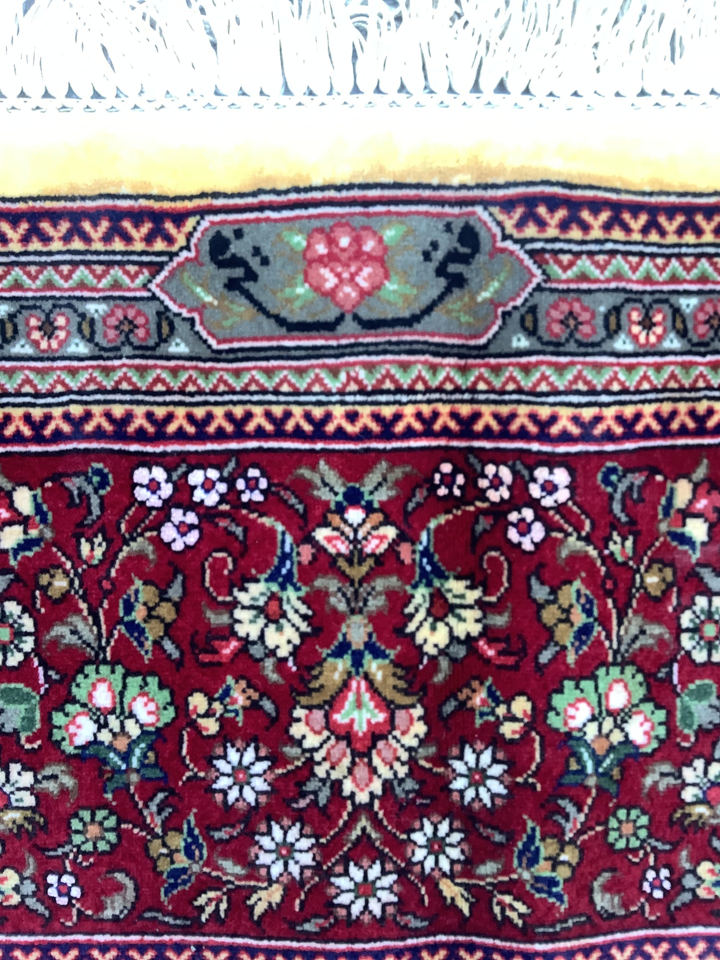 QOM PARDEH ON SILK