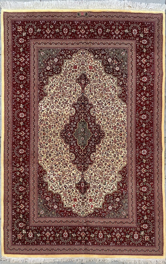 QOM PARDEH ON SILK