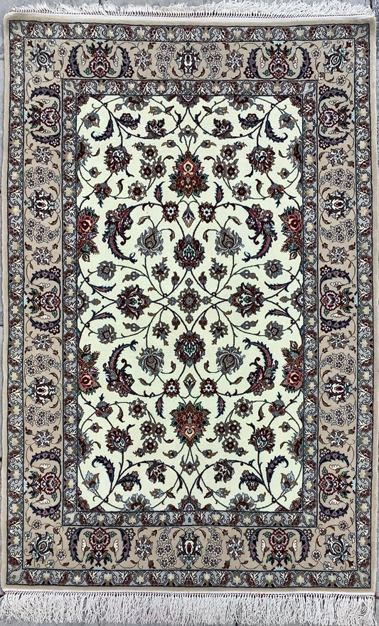 THE ISFAHAN LOTUS