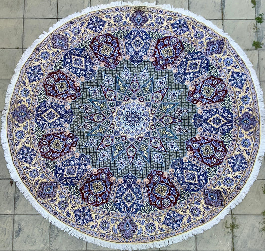 DIAMOND CIRCLE