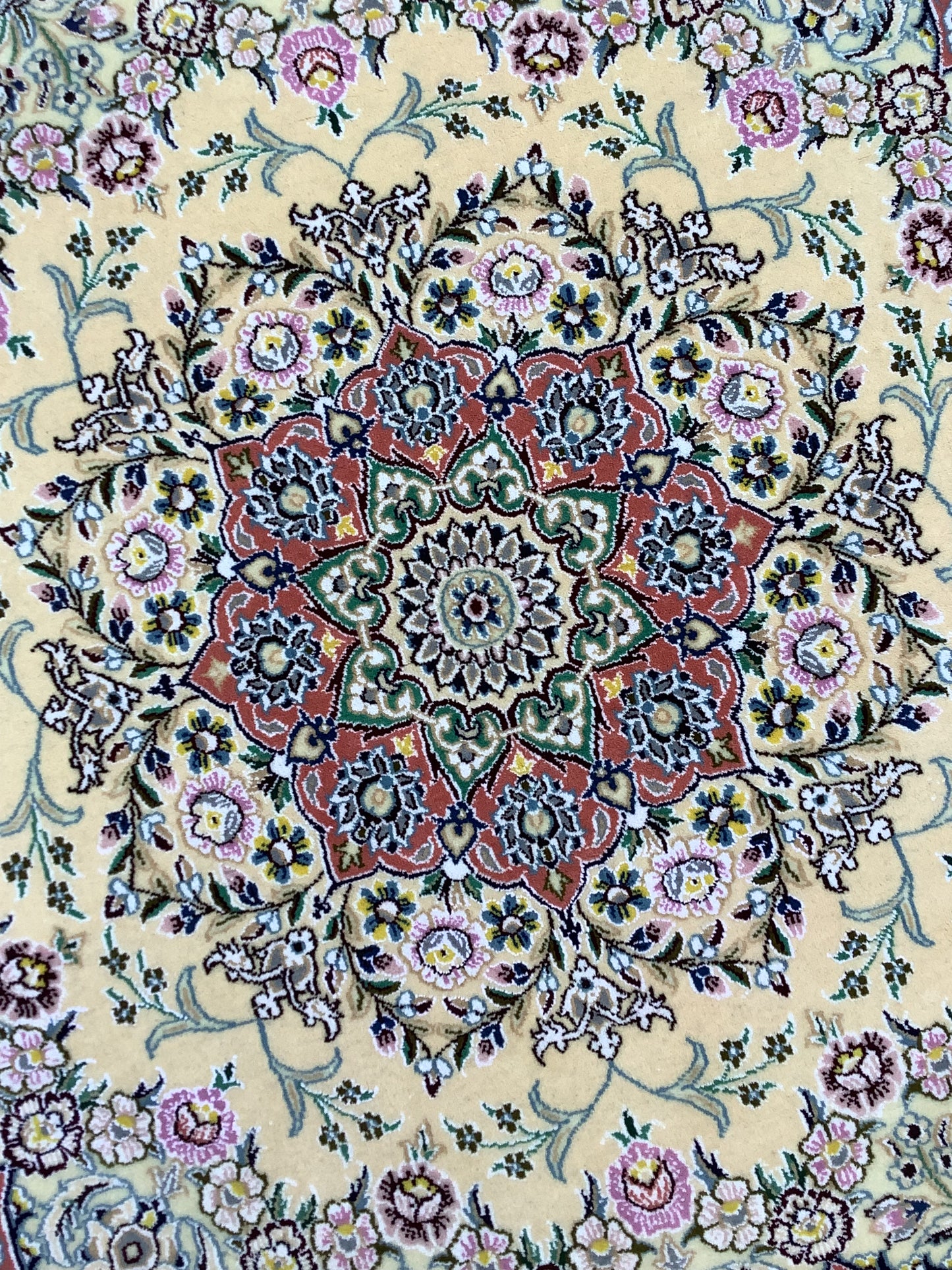 SAFFRON CIRCLE NAIN