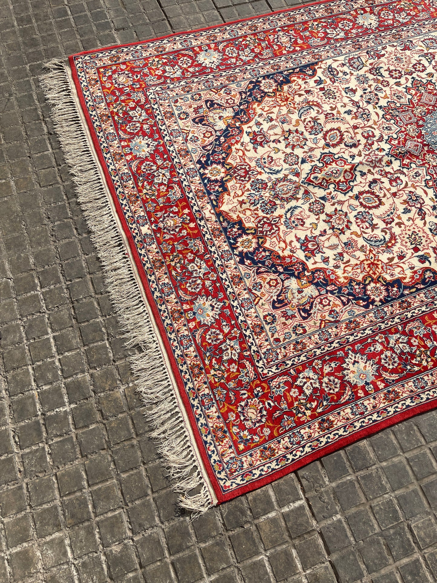 EXCLUSIVE PART-SILK ANTIQUE
