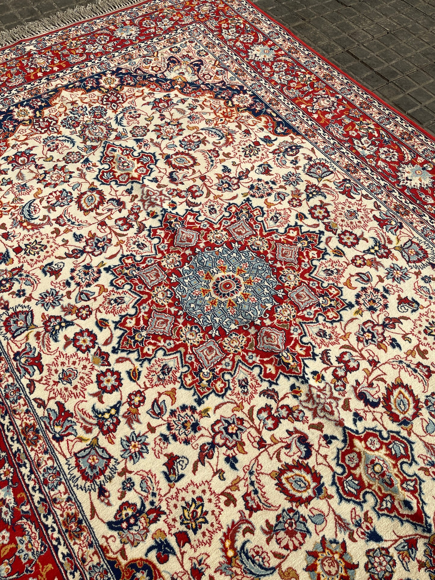 EXCLUSIVE PART-SILK ANTIQUE