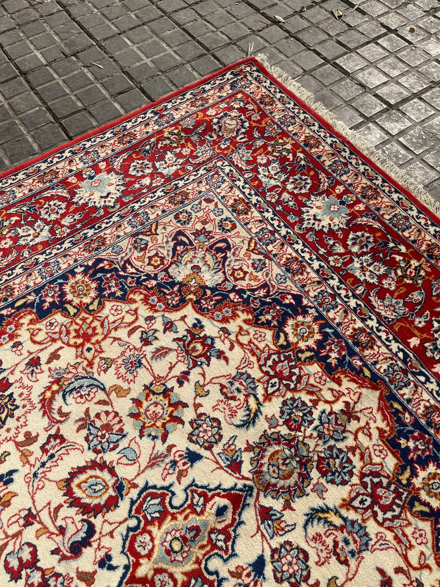 EXCLUSIVE PART-SILK ANTIQUE