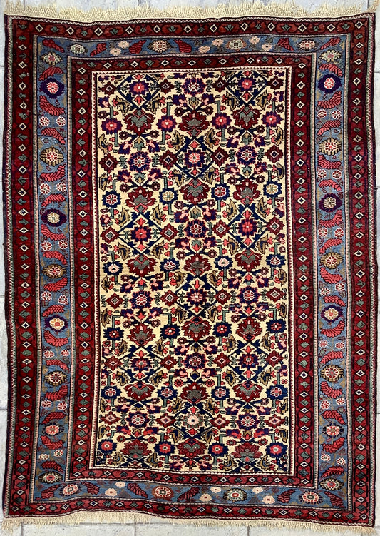 Kuba Antique Caucasian