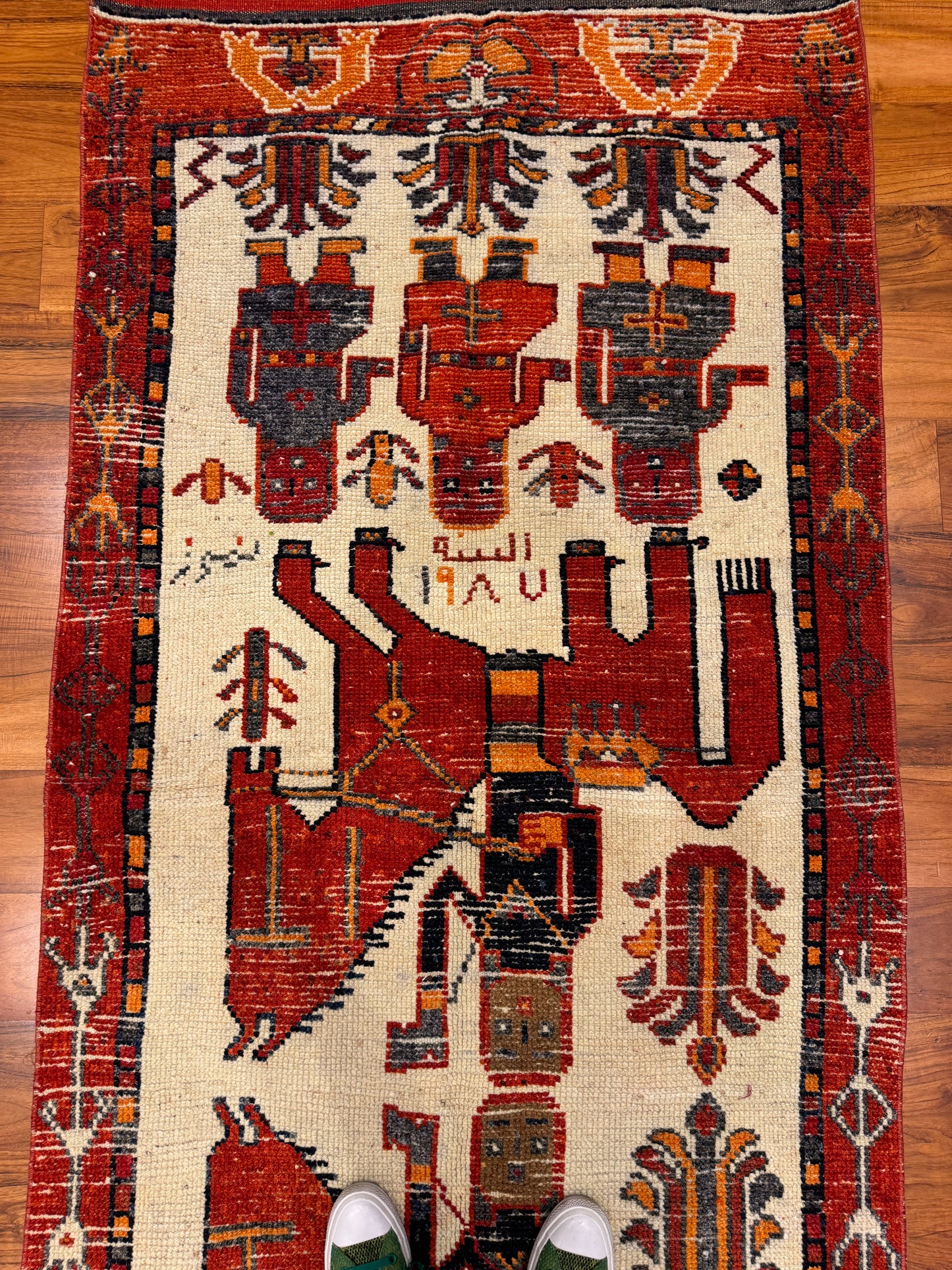 PICTORIAL BEDOUIN RUNNER