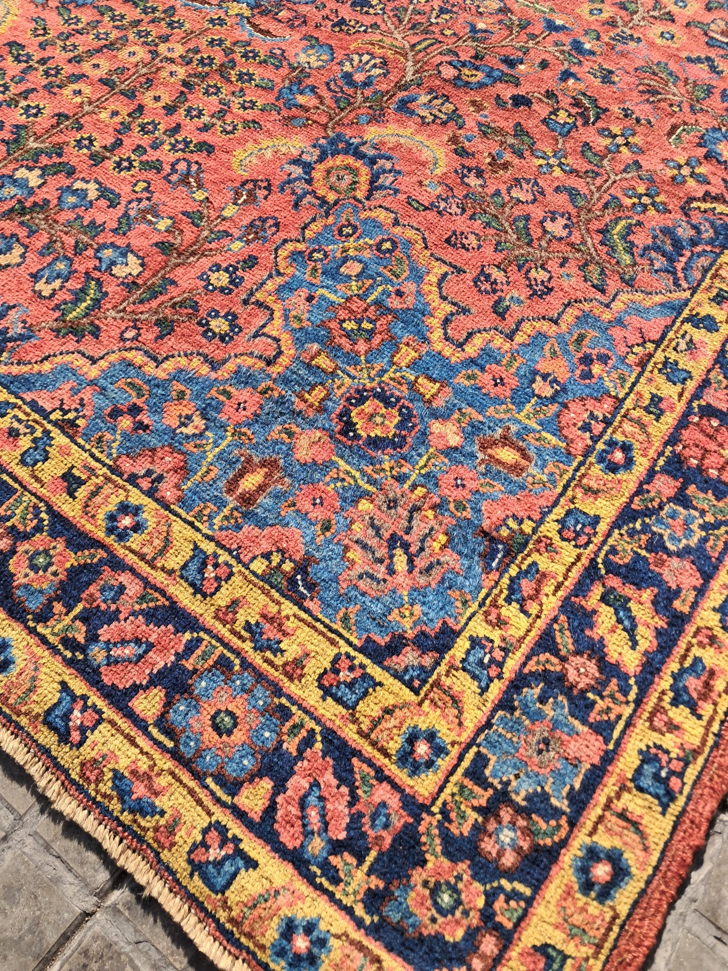 Antique Bijar Halvai