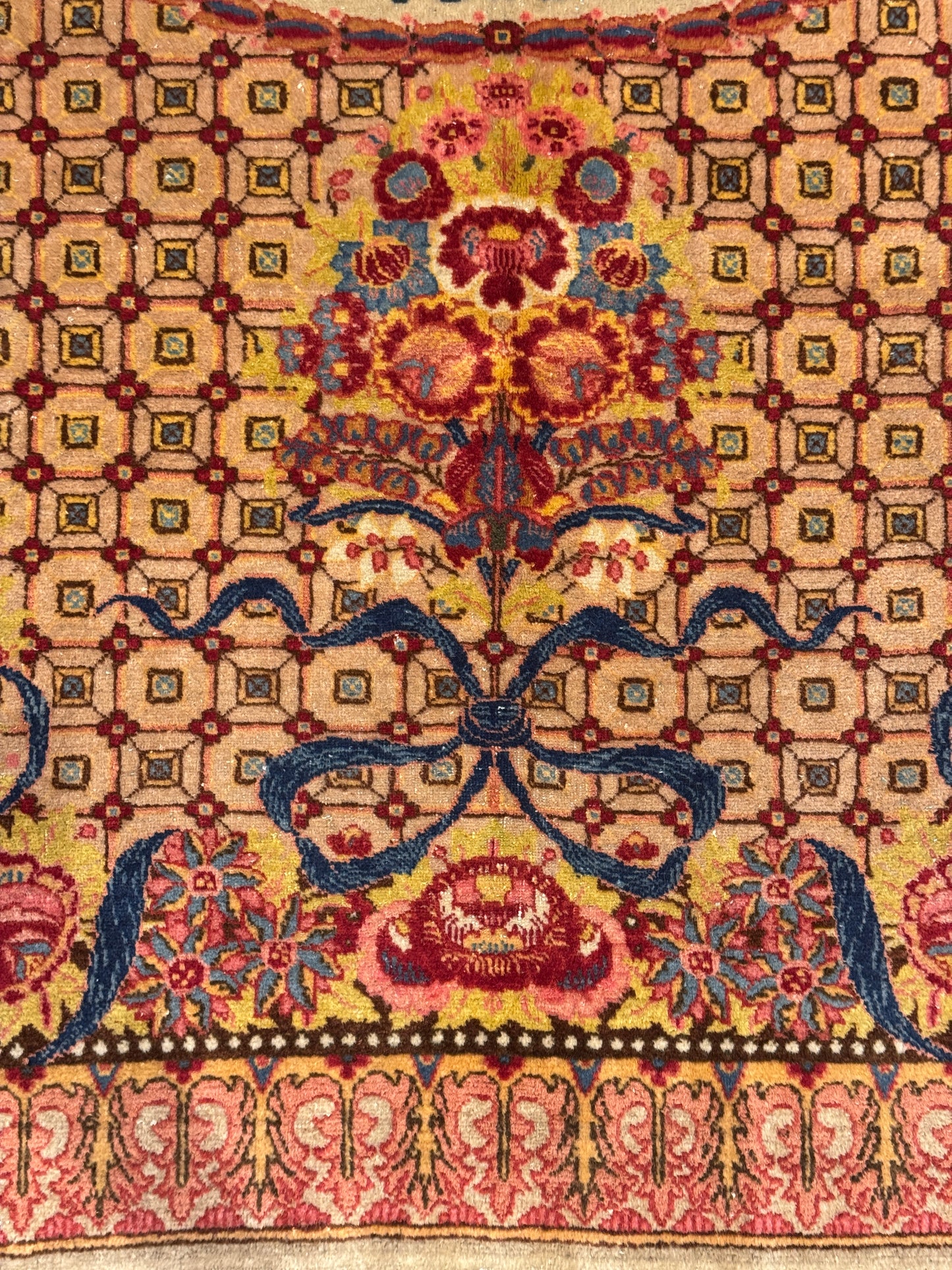 SAVONNERIE ANTIQUE TABRIZ
