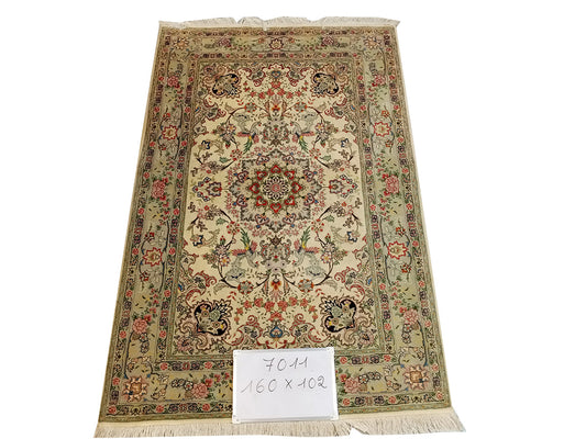 PASTEL CARPET WITH PHOENIXES