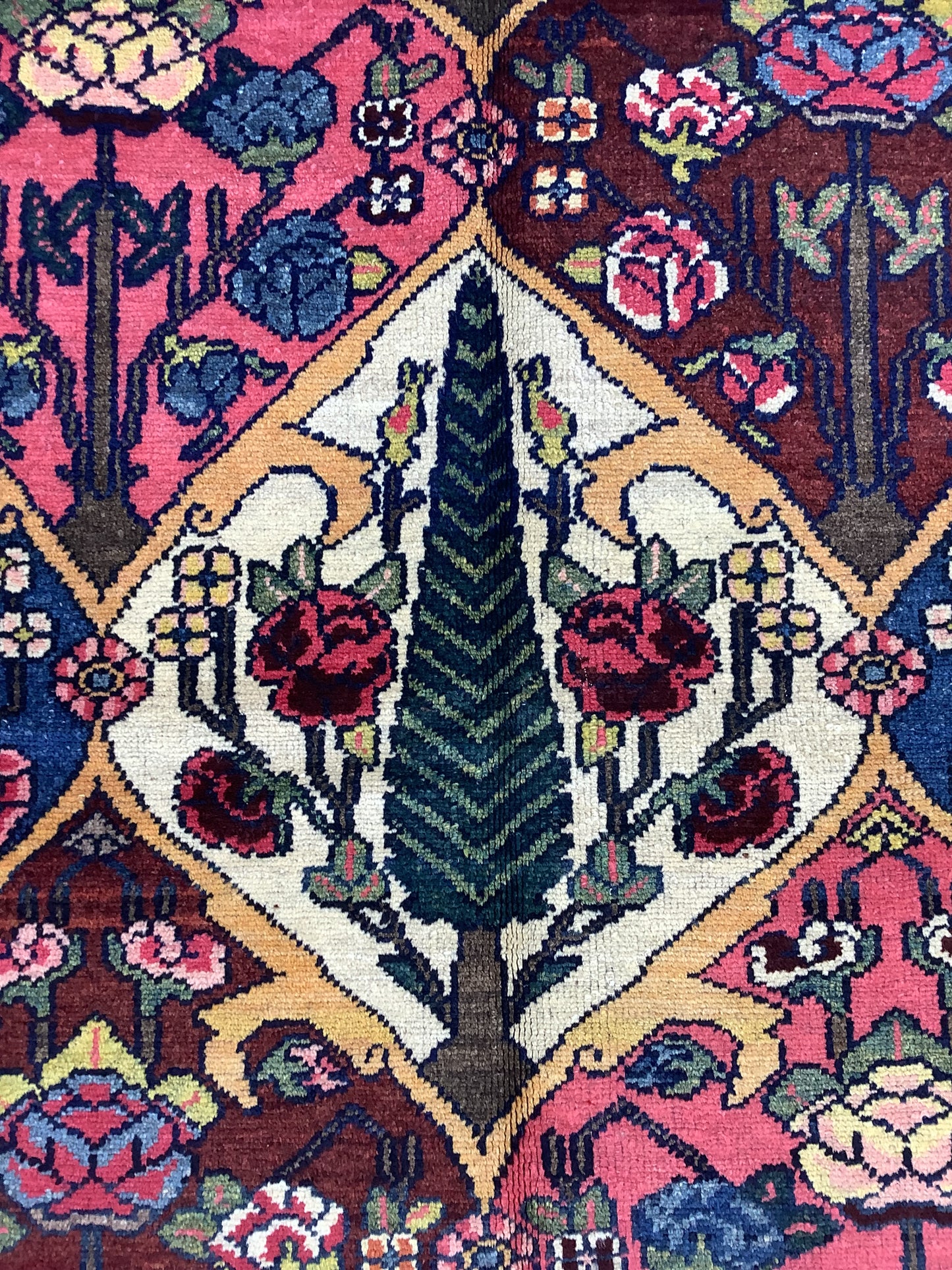 ANTIQUE BAKHTIARI GARDEN