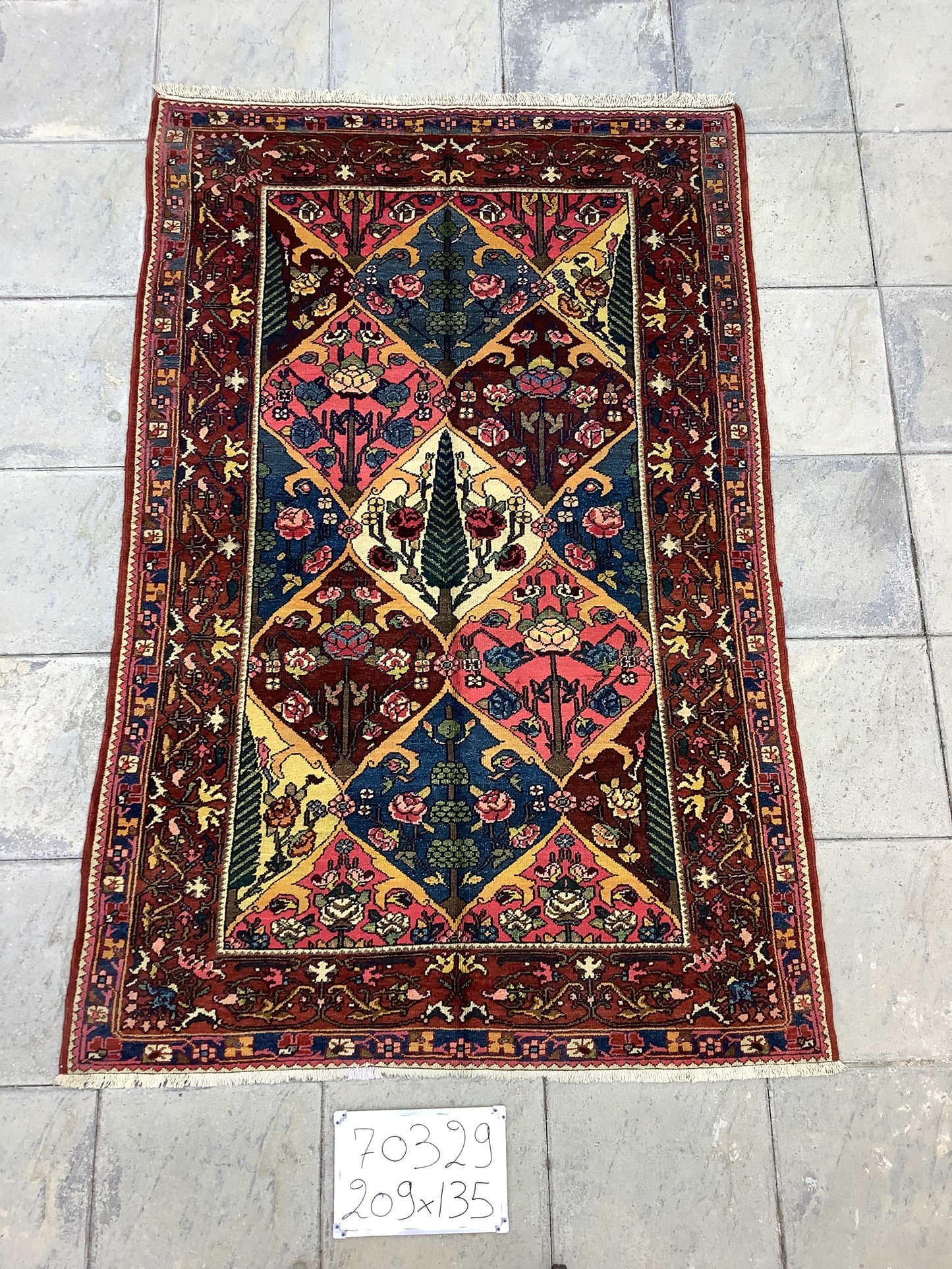 ANTIQUE BAKHTIARI GARDEN