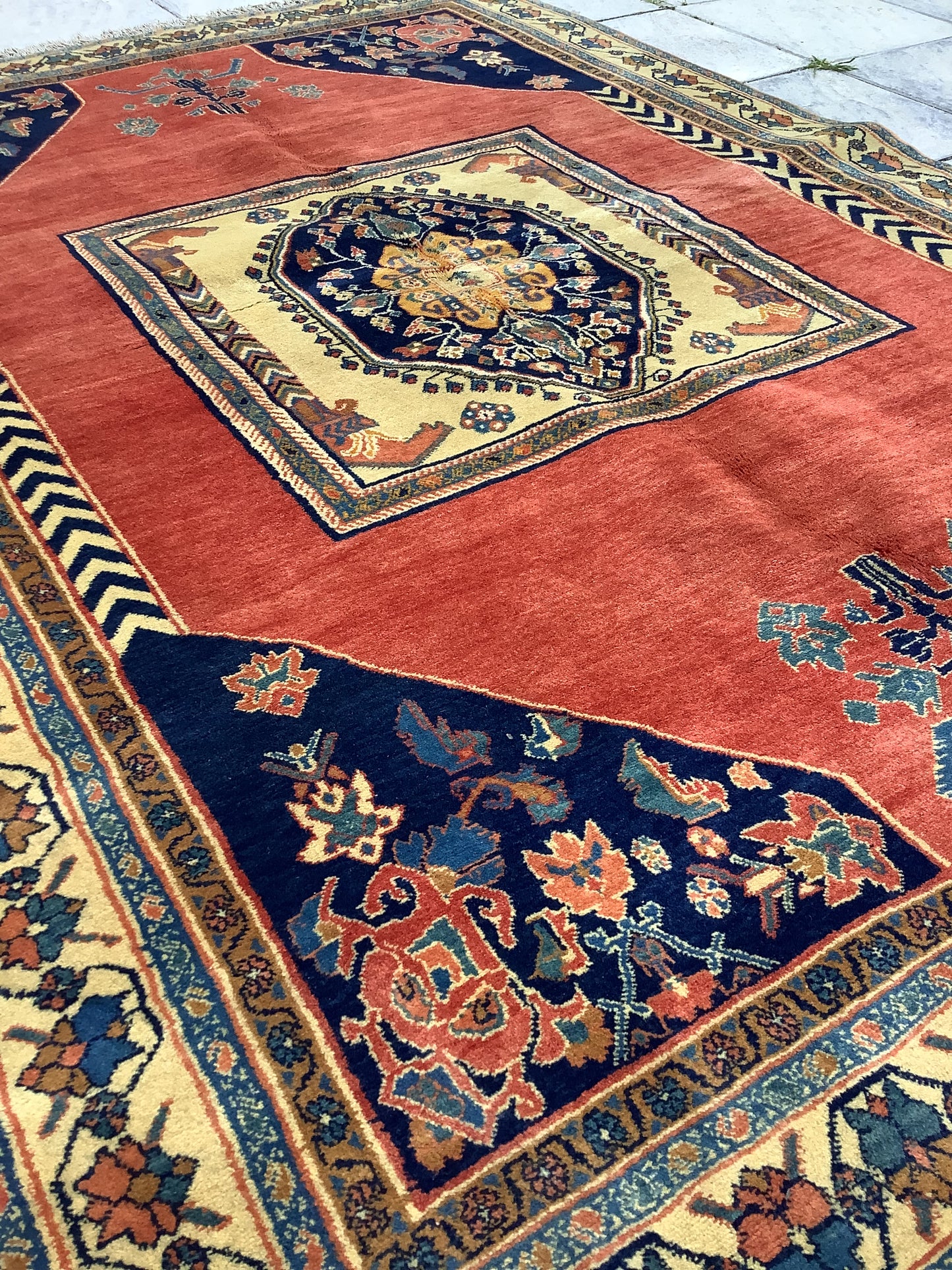 VINTAGE TRIBAL GABBEH