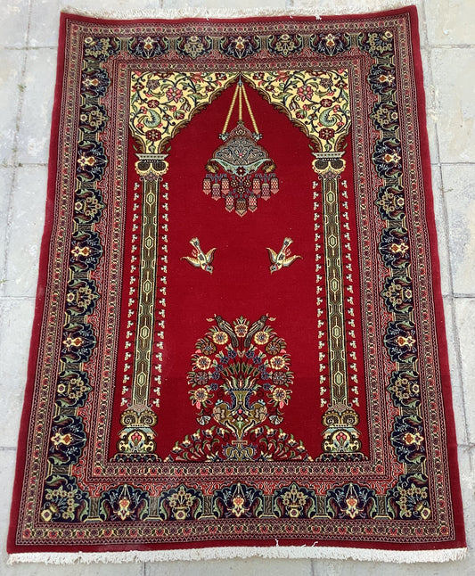 QOM PRAYER RUG