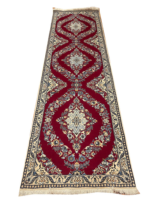 GOLESTAN LAKI RUNNER