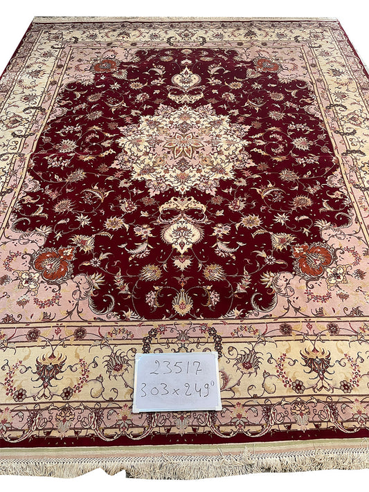 BURGUNDY BABE ON SILK