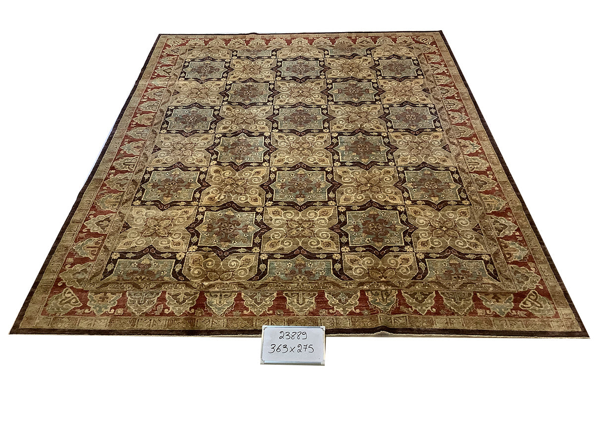 BAROQUE BROWN