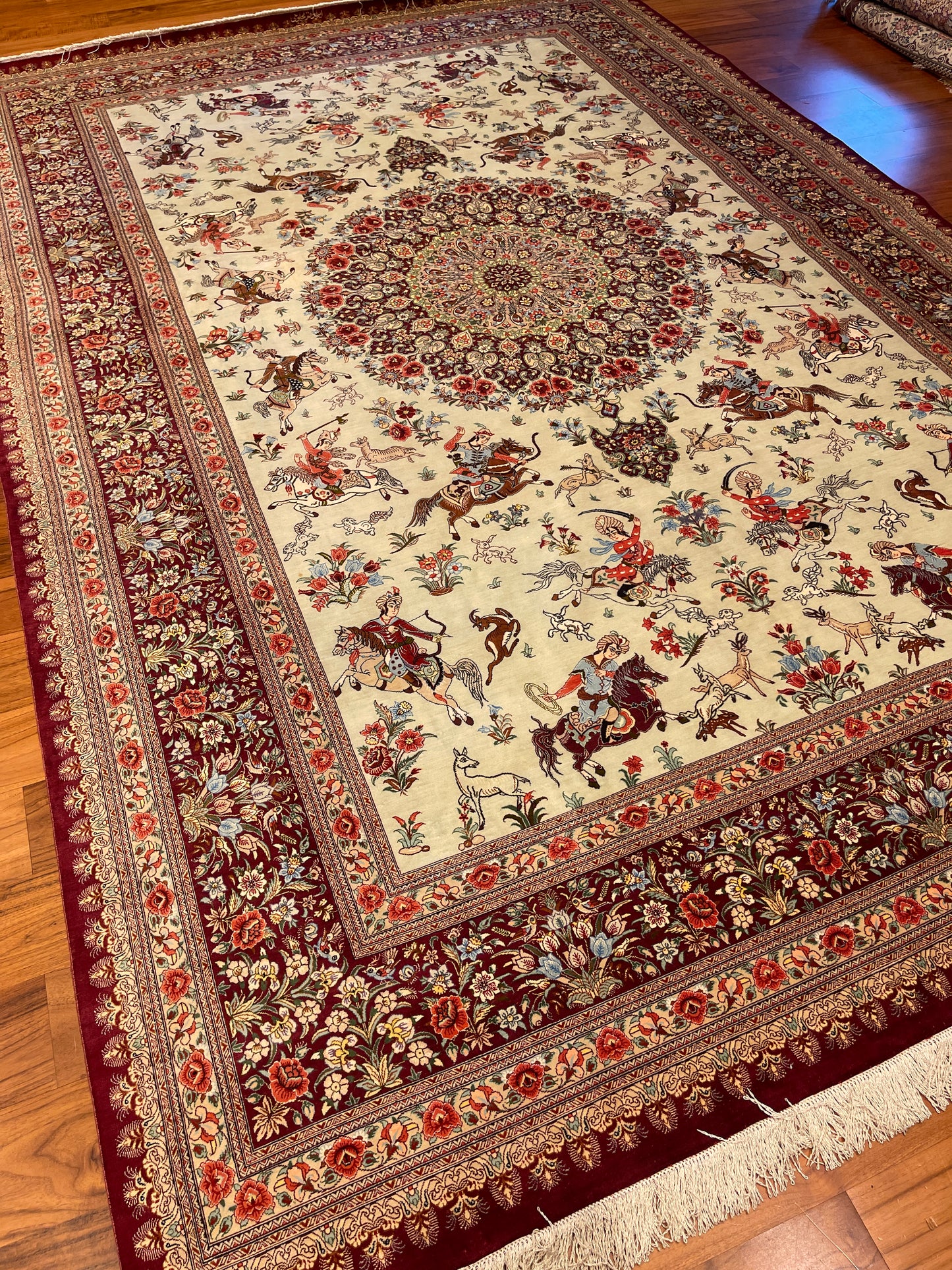IMPERIAL PURE SILK HUNTING