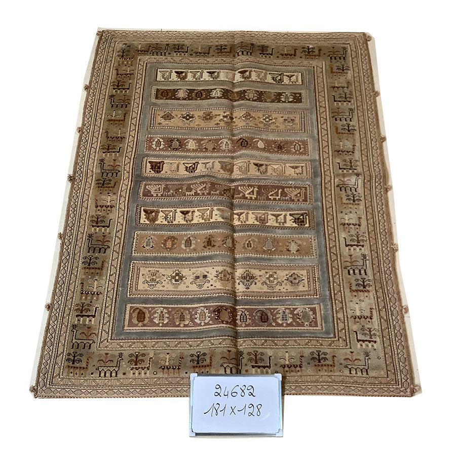 KHAKI 3D KILIM RUG