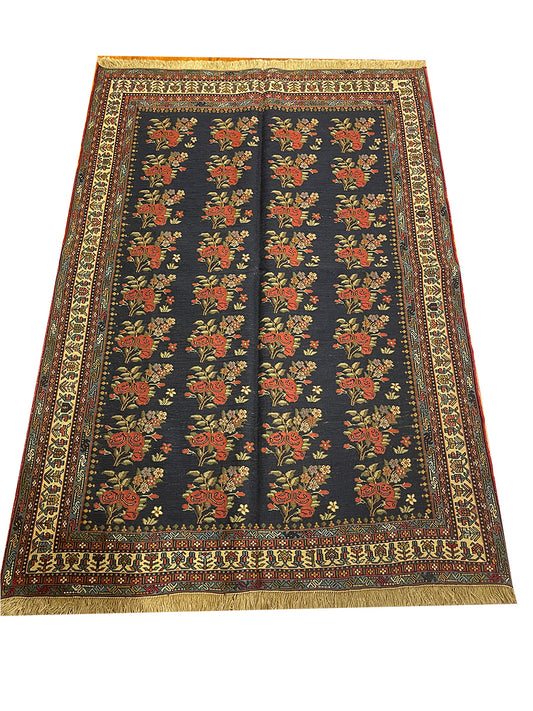 Gol Farang Suzani Kilim