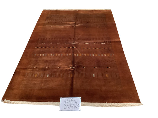 MODERN CARPET