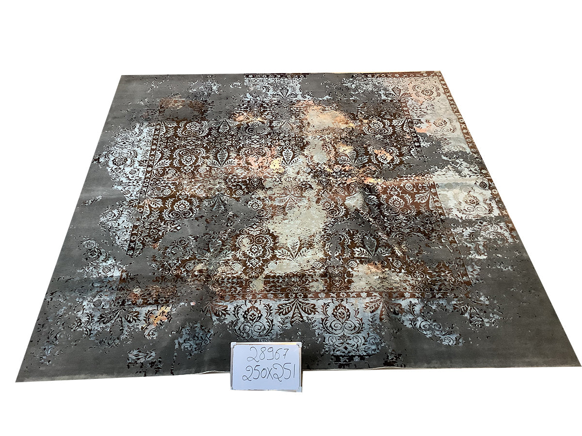 ERASED ARABESQUE SQUARE