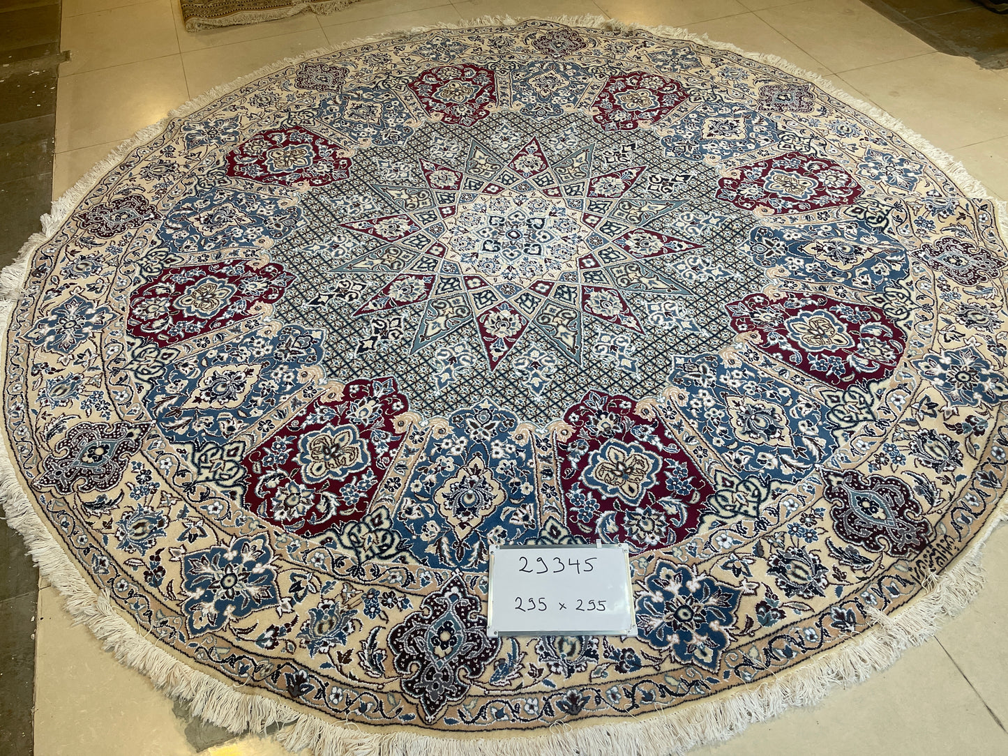 DIAMOND CIRCLE
