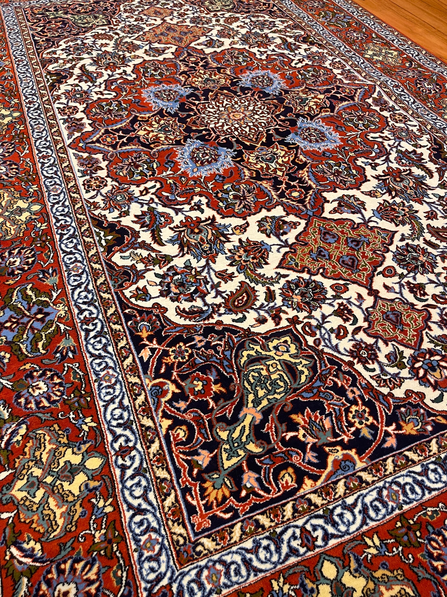 SUPER FINE OLD ISFAHAN ON SILK